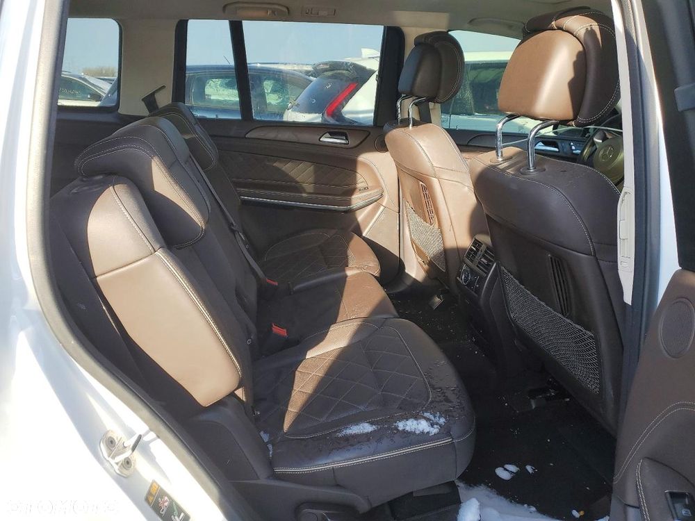 Mercedes-Benz GLS 500 4-Matic - 12