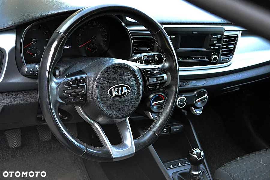 Kia Rio 1.2 Attract - 12