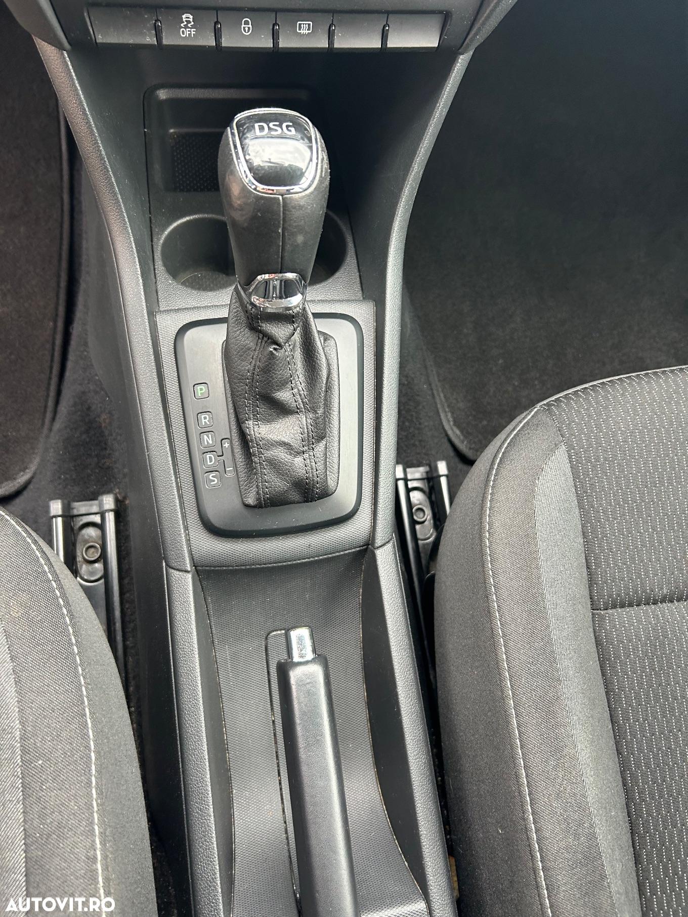 Skoda RAPID 1.6 TDI DSG Ambition - 15