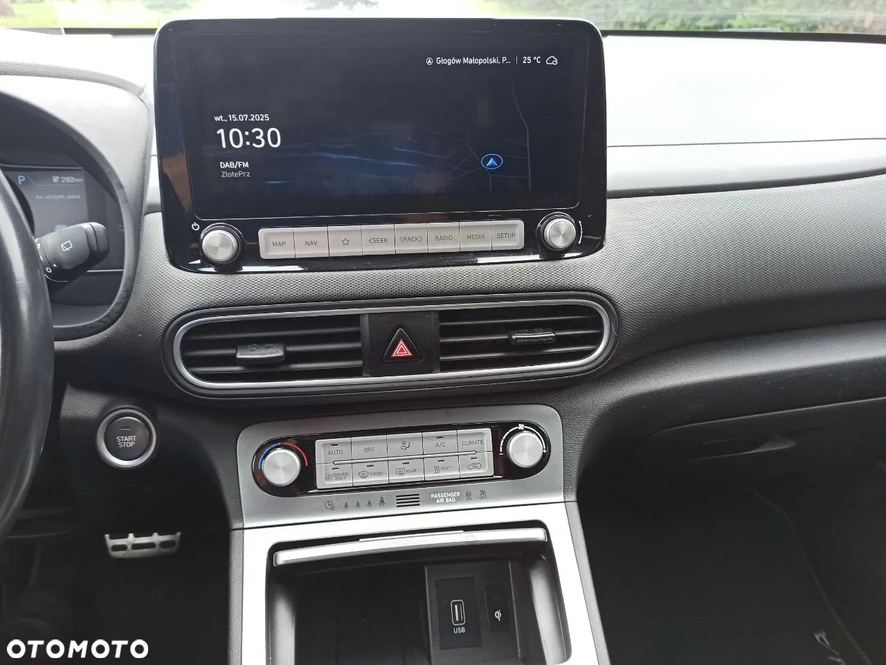 Hyundai Kona Electric 39kWh Premium - 19