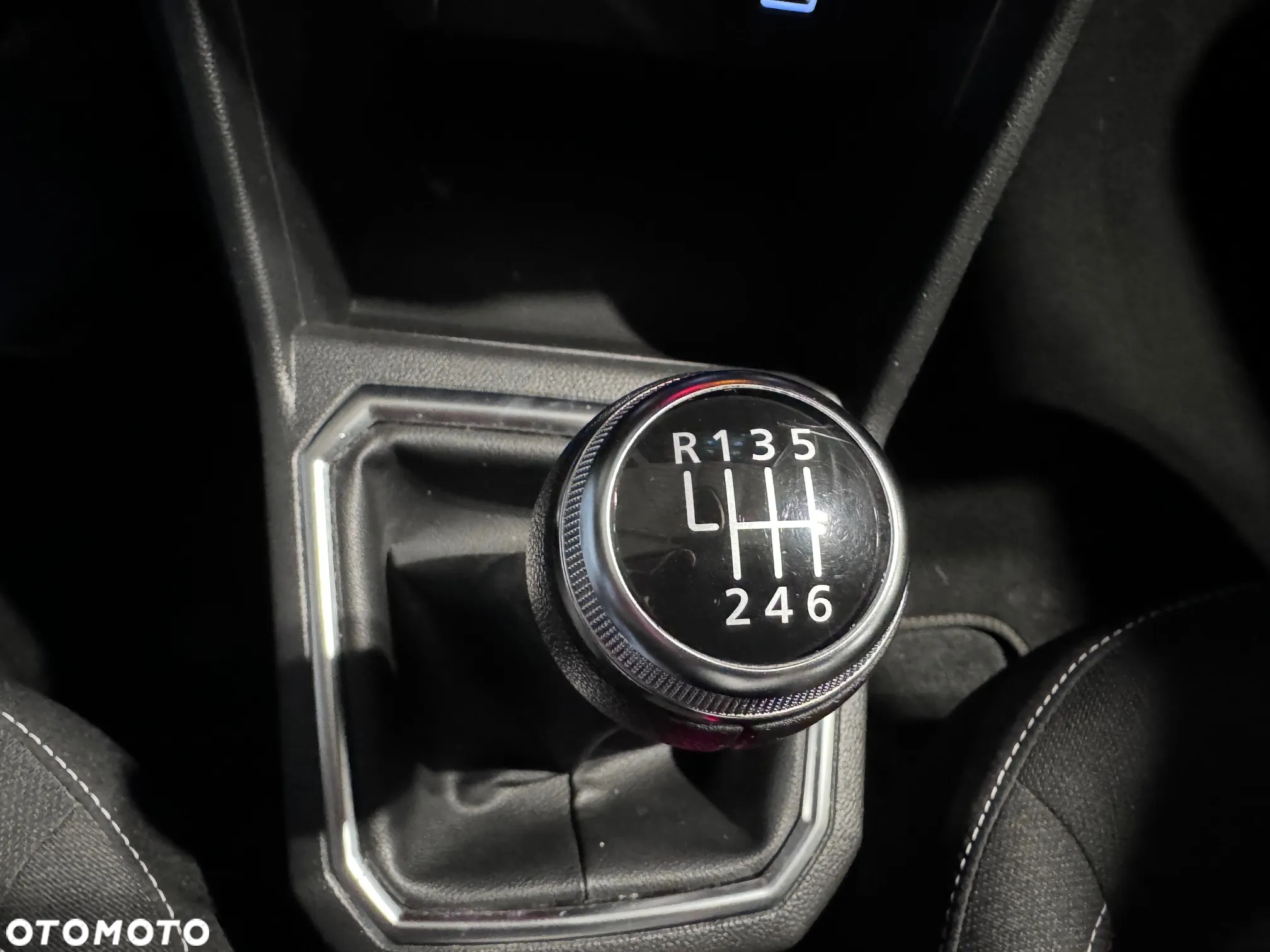 Dacia Jogger 1.0 TCe SL Extreme 7os - 24