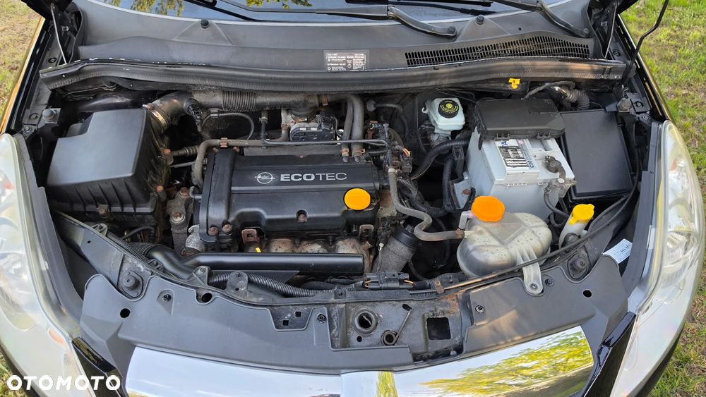Opel Corsa 1.4 16V Enjoy - 13