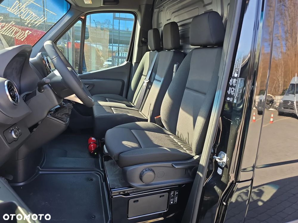 Mercedes-Benz Sprinter 311 CDI Furgon - 11