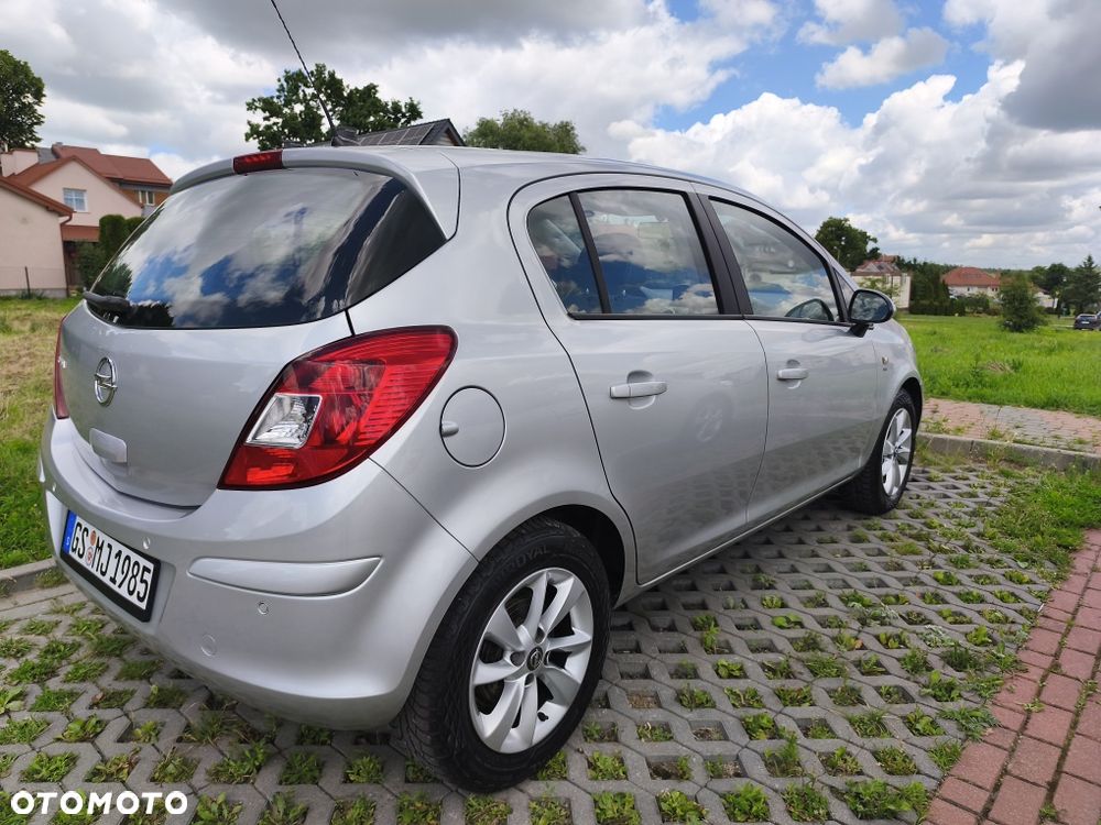 Opel Corsa - 4