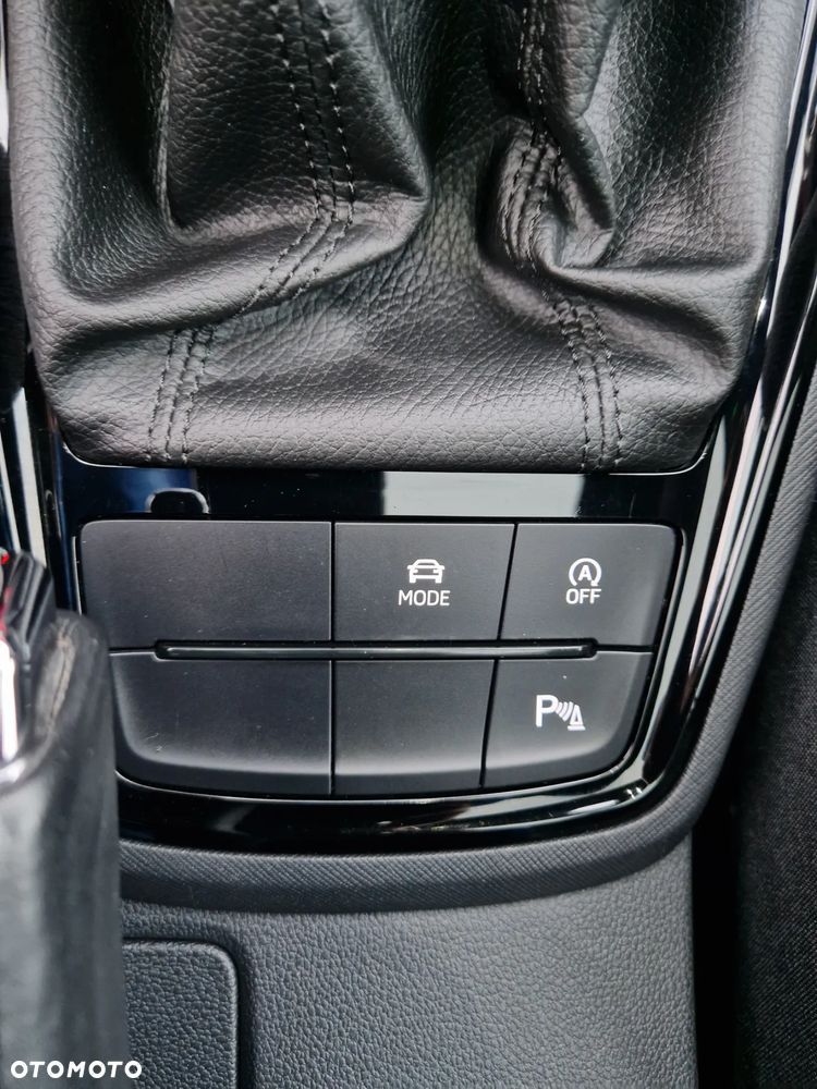 Skoda Kamiq 1.0 TSI Monte Carlo DSG - 12