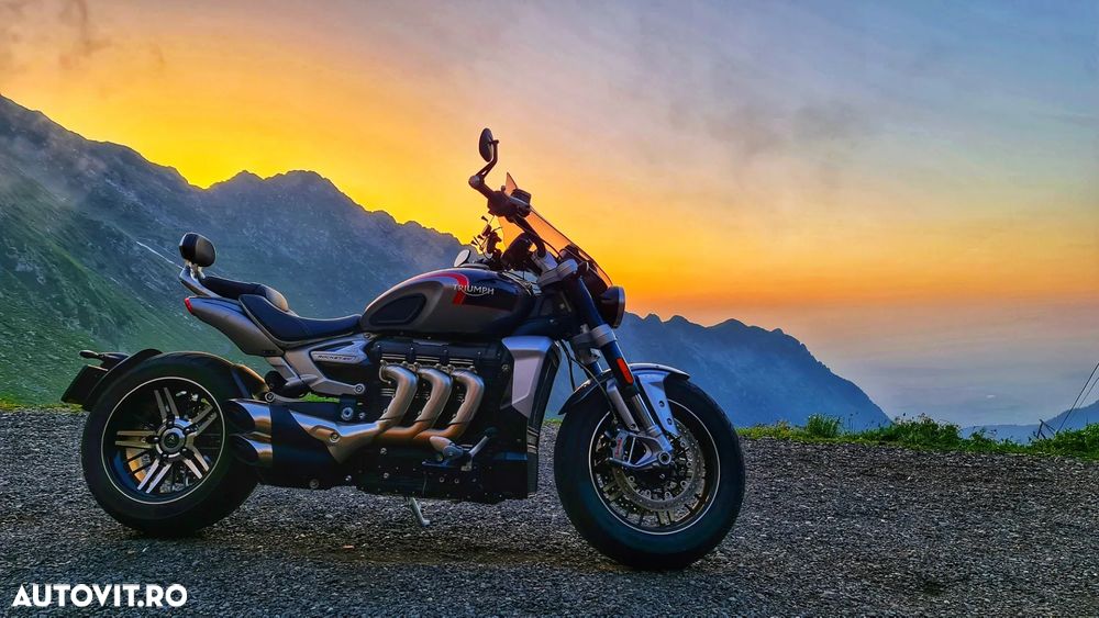 Triumph Rocket 3 GT Triple Black - 17