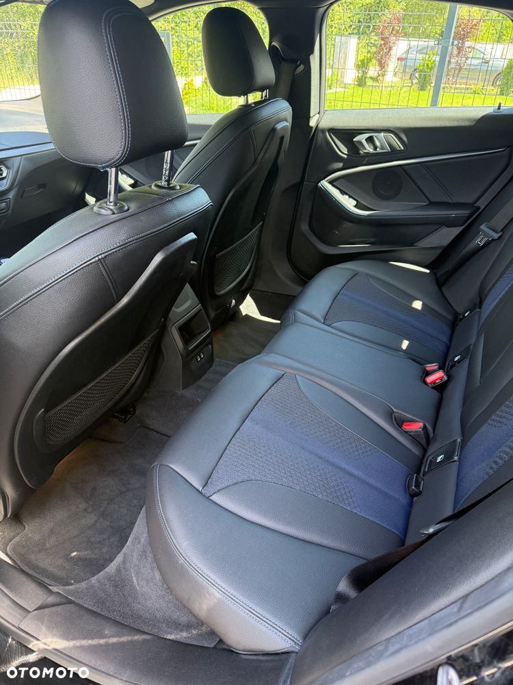 BMW Seria 2 218i M Sport - 2