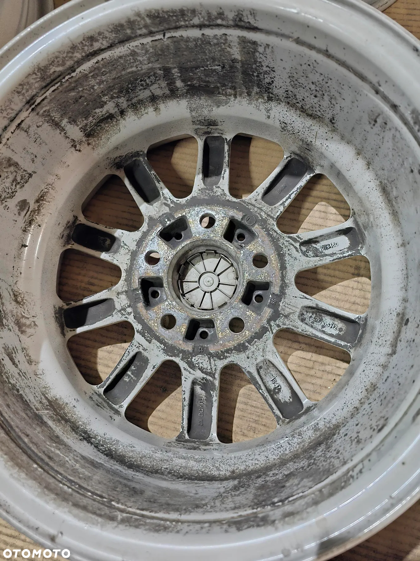Felgi Aluminiowe 7,0-15 5x120x72,4 ET-47 BMW A009 - 6