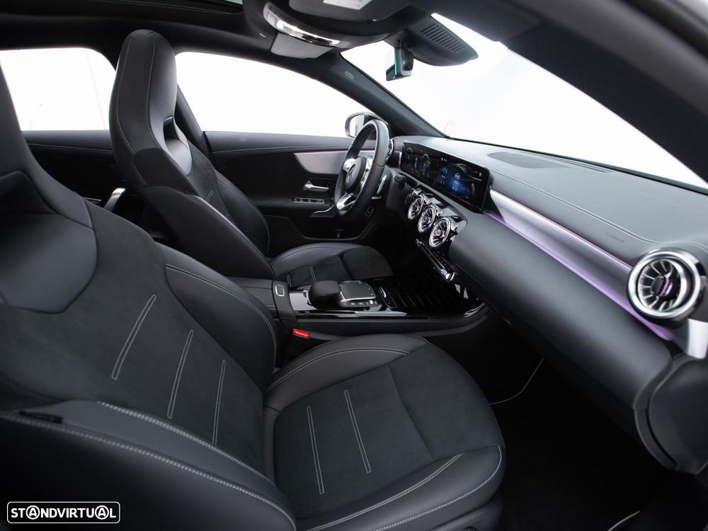 Mercedes-Benz CLA 250 e Shooting Brake AMG Line - 10