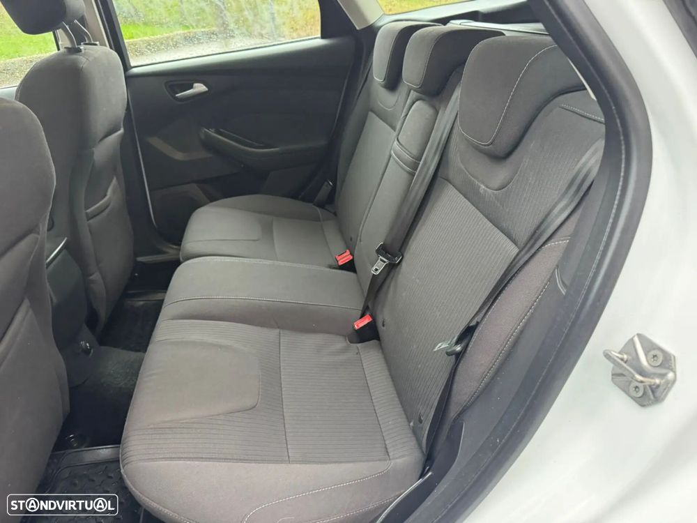 Ford Focus - 4