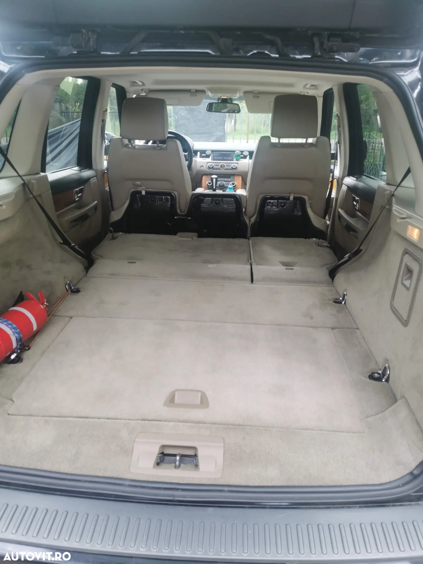 Land Rover Range Rover Sport 3.0 TDV6 SE - 24