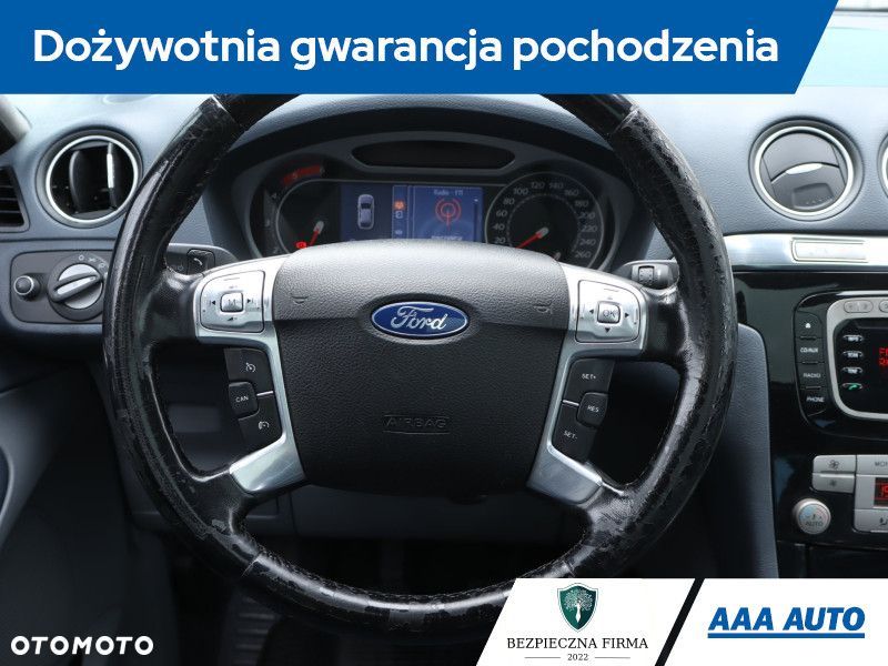 Ford S-Max - 21