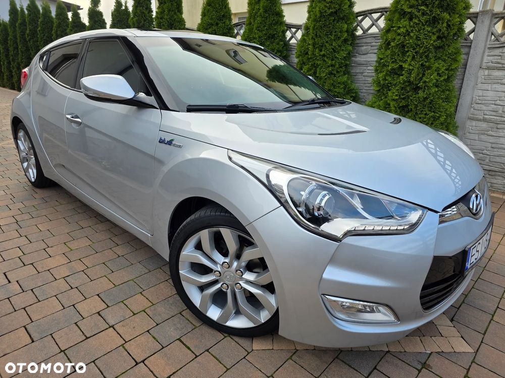 Hyundai Veloster - 13