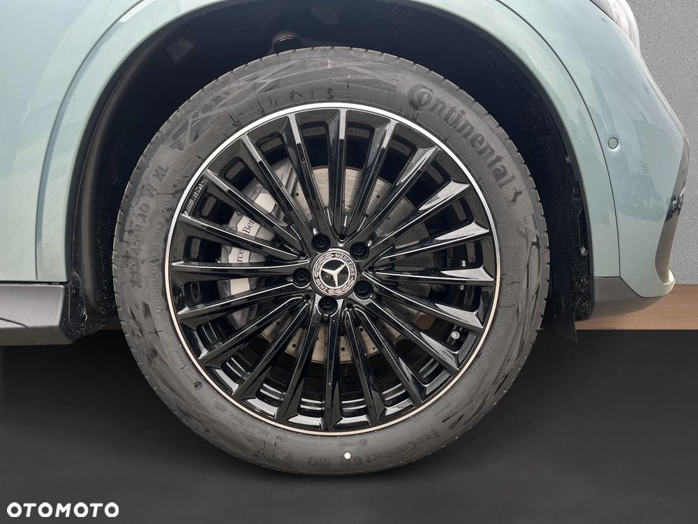 Mercedes-Benz GLC - 9