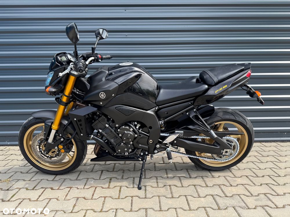 Yamaha FZ8 - 5