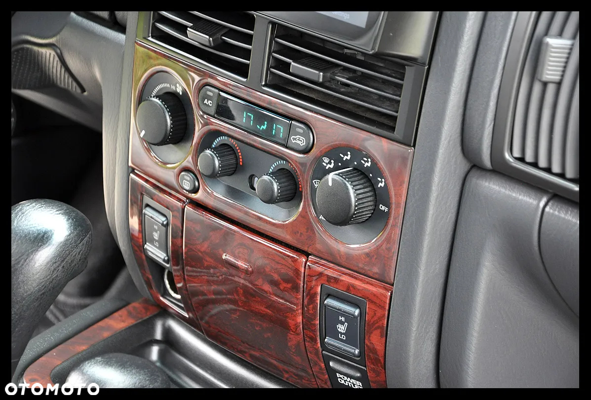 Jeep Grand Cherokee 2.7 CRD Overland - 38