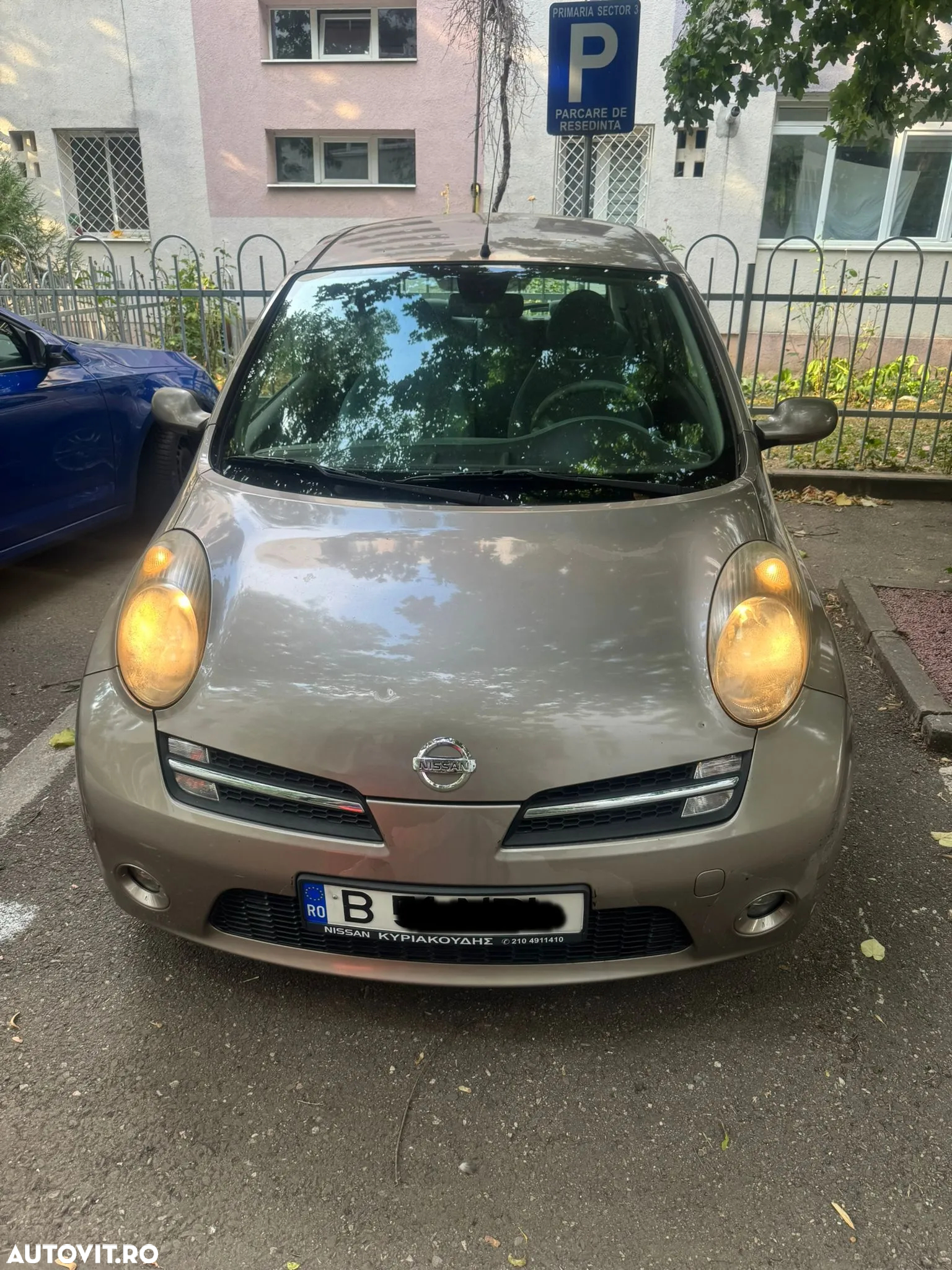 Nissan Micra 1.4 C+C Tekna - 10