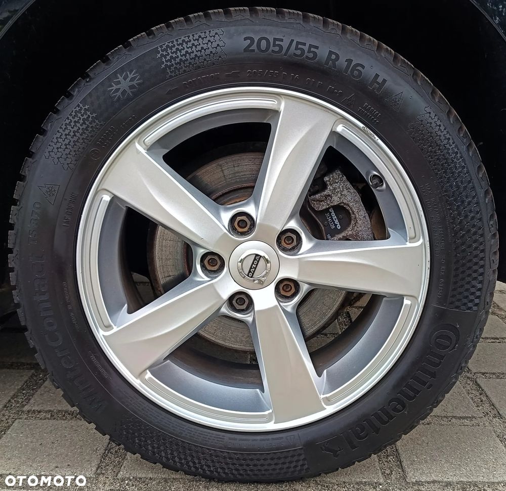 Volvo V40 D2 Geartronic RDesign - 38