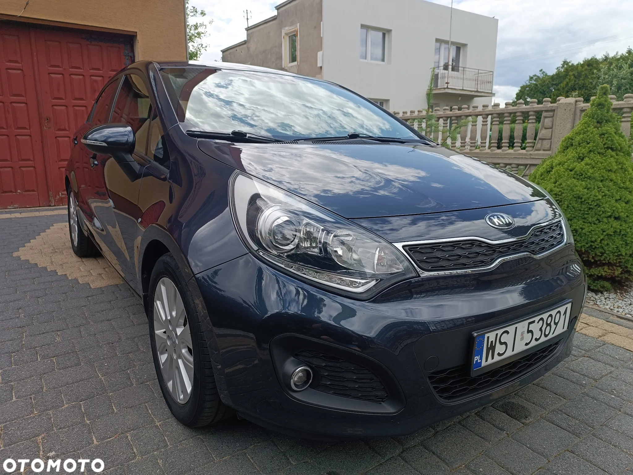 Kia Rio 1.4 L - 25