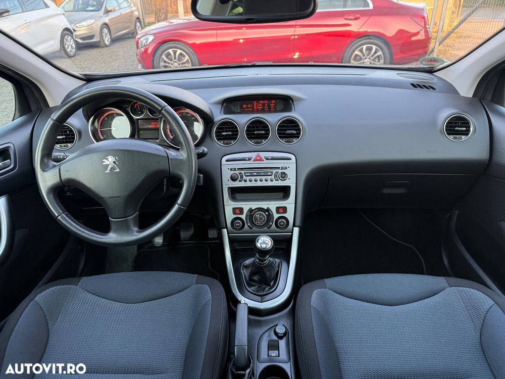 Peugeot 308 HDi FAP 150 Family - 8