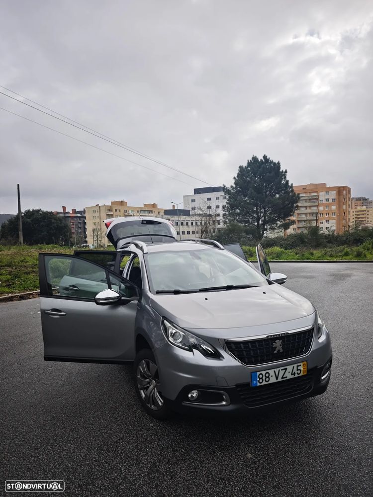 Peugeot 2008 1.2 PureTech Style - 9