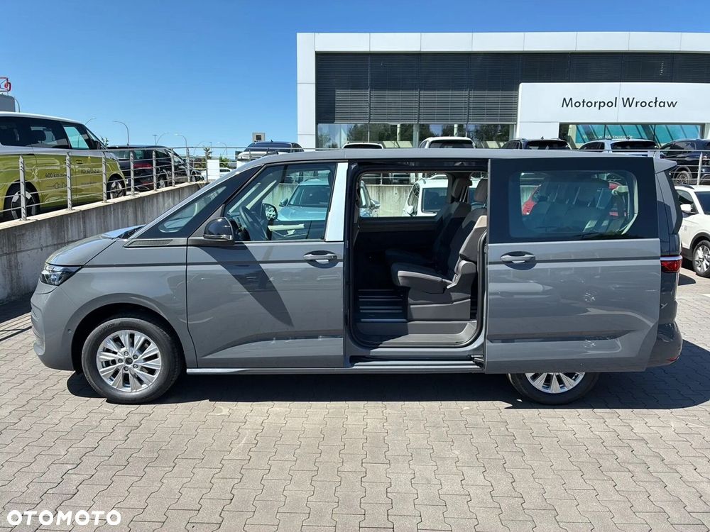 Volkswagen Multivan - 9