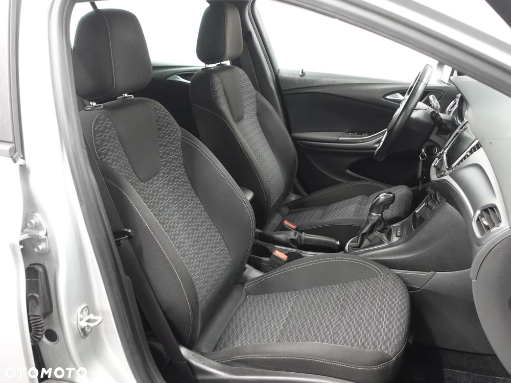 Opel Astra 1.6 D Start/Stop 120 Jahre - 24