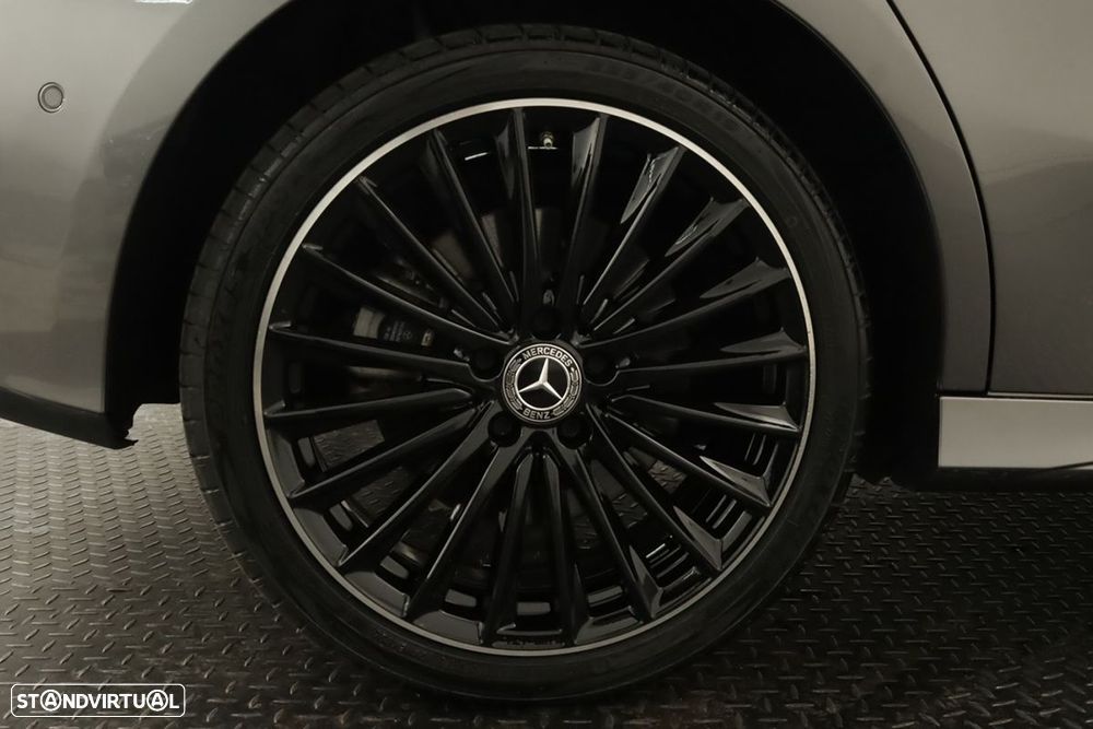 Mercedes-Benz A 250 e - 5
