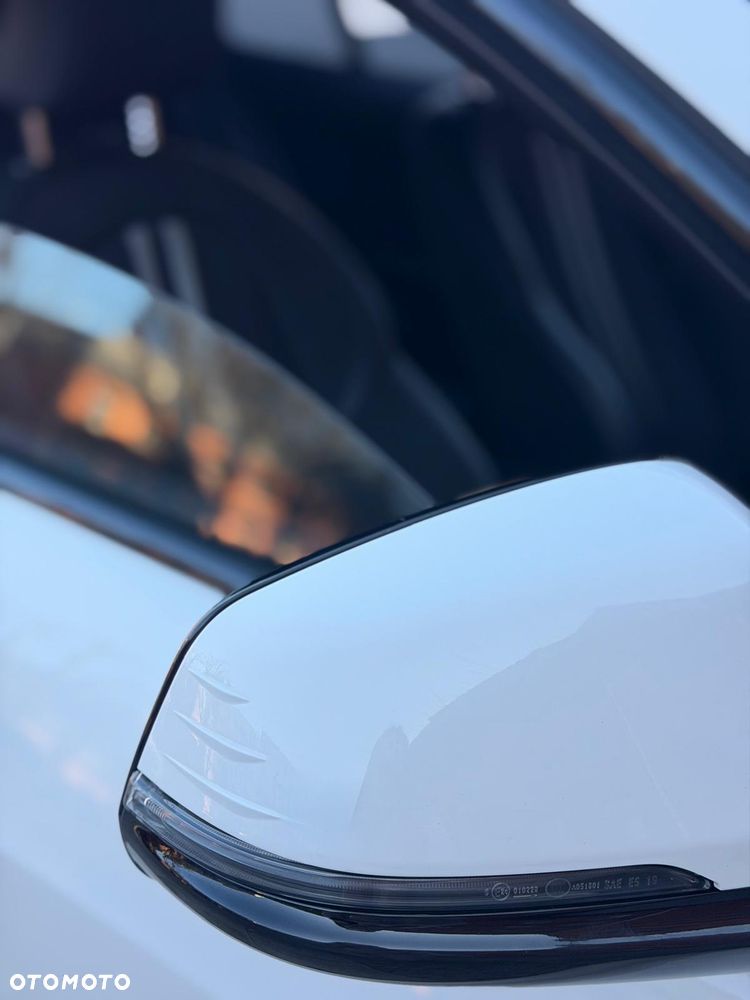 BMW Seria 1 118i Sport Line - 13