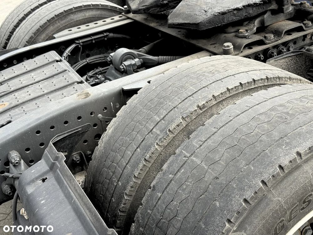 Mercedes-Benz ACTROS 1845 / STANDARD / SALON PL - 11