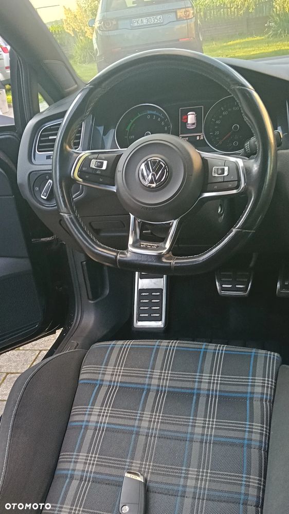Volkswagen Golf 1.4 TSI Plug-In-Hybrid GTE - 1
