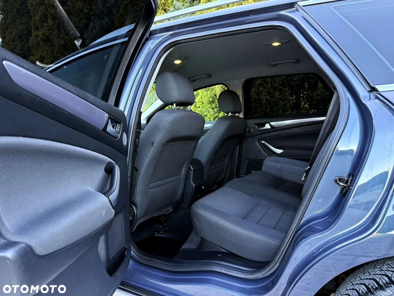 Ford Mondeo - 35