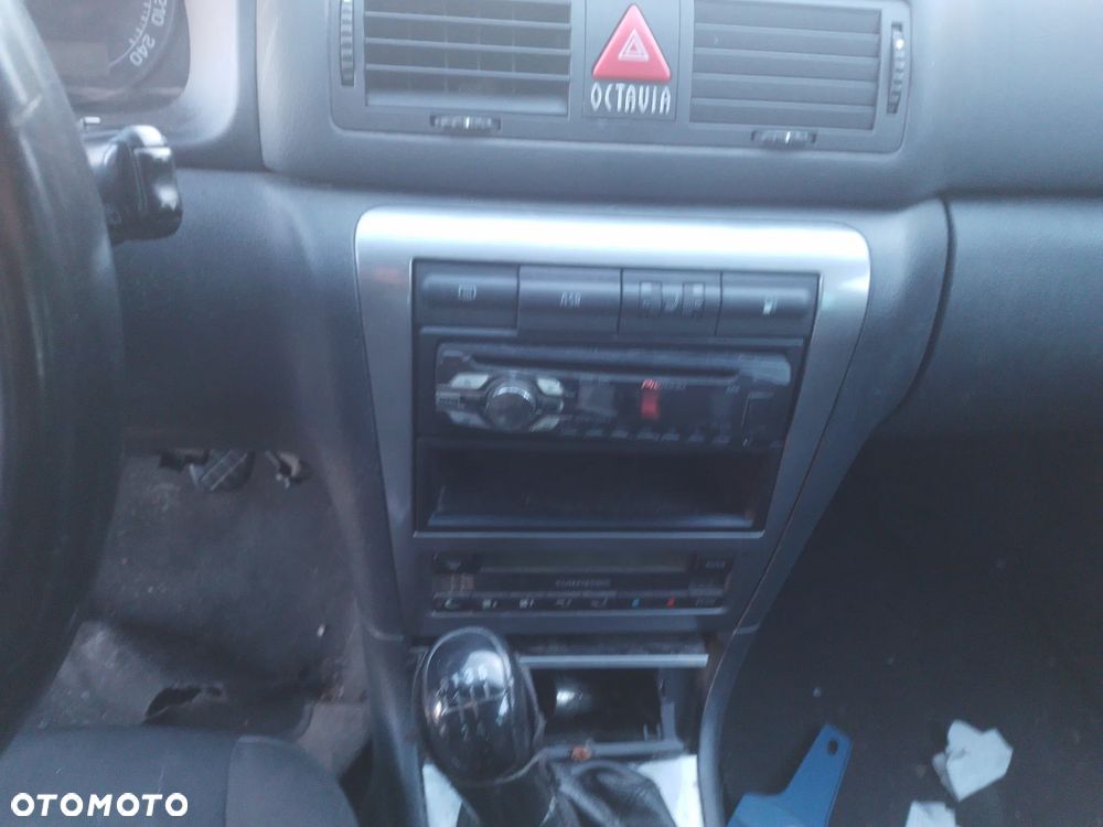 SKODA OCTAVIA I  00-10 1.6 BFQ   ROZRUSZNIK - 33