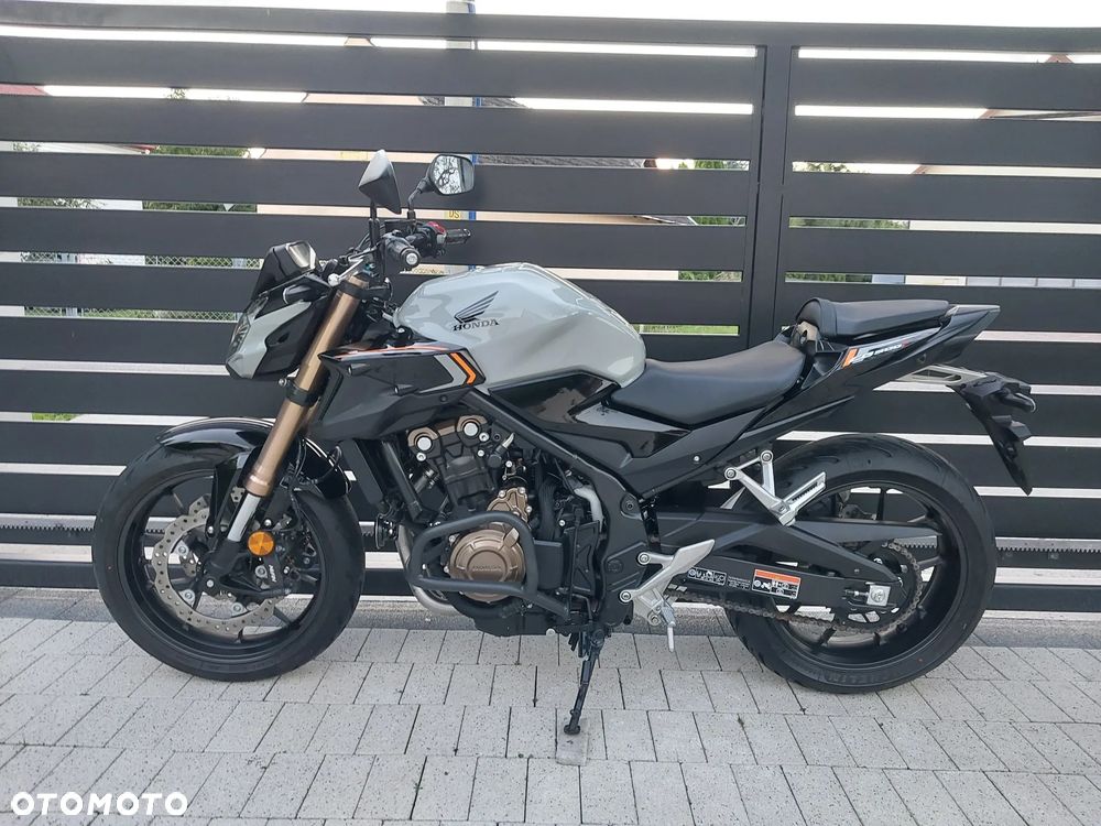 Honda CB - 2