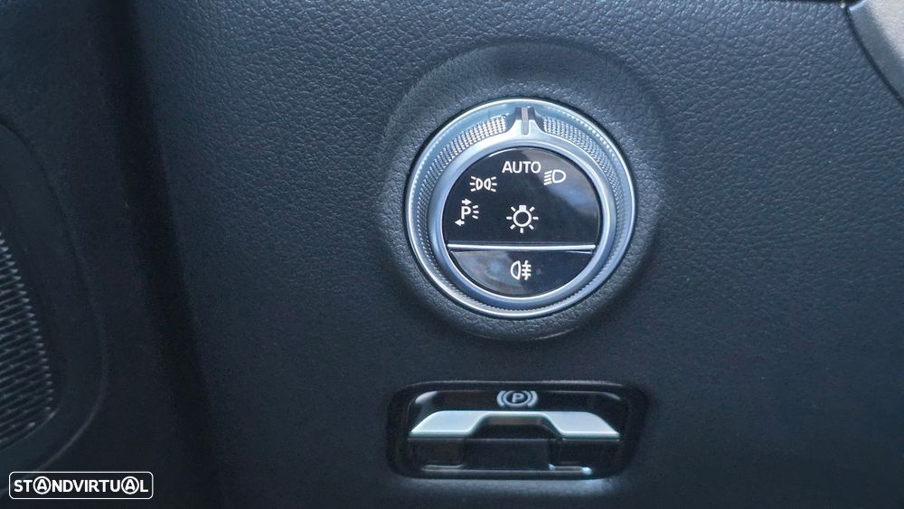 Mercedes-Benz C 200 Station d 9G-TRONIC Avantgarde - 13