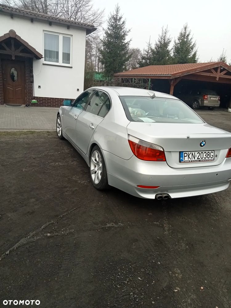 BMW Seria 5 525d - 4