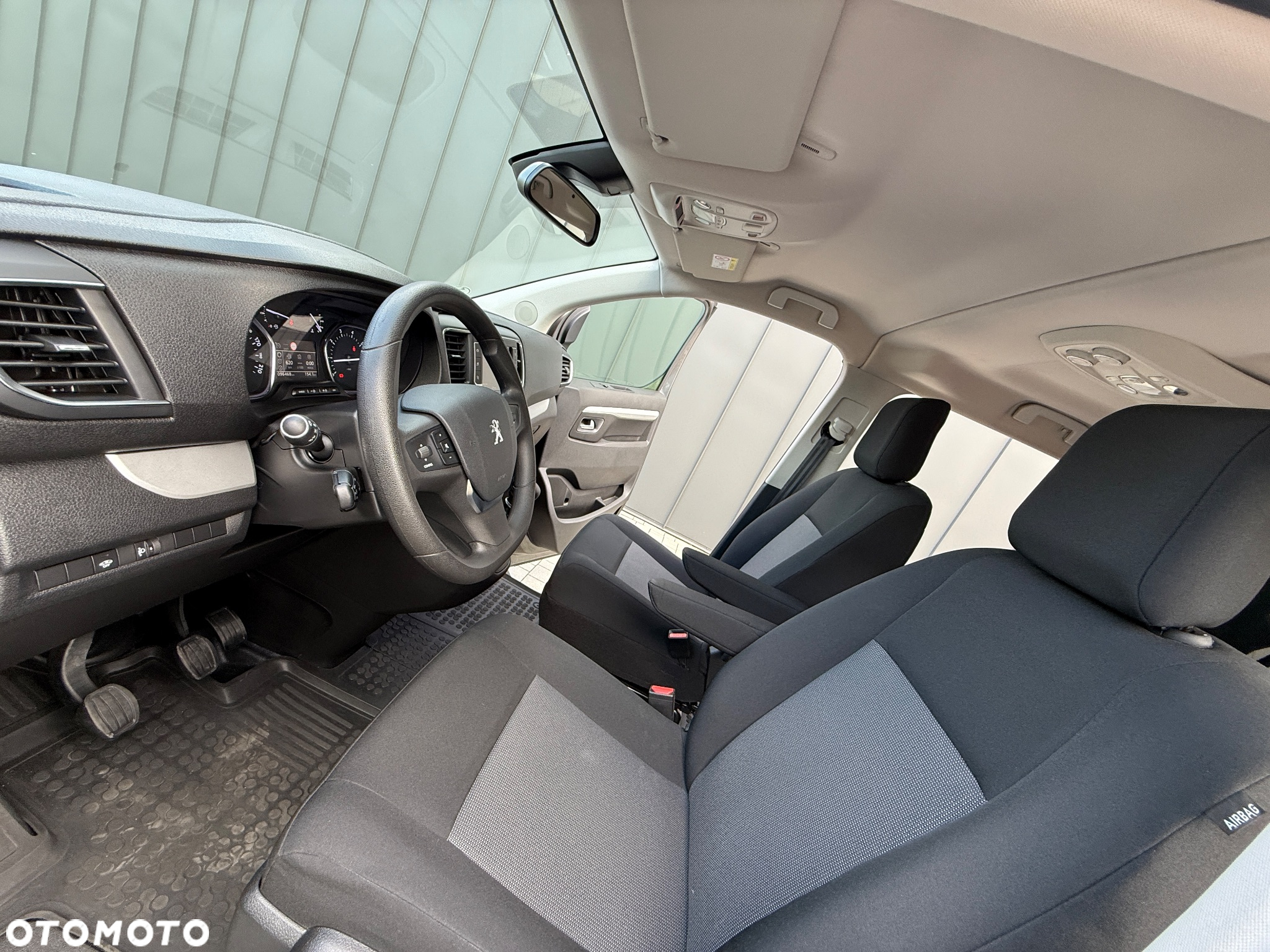Peugeot Traveller 2.0 BlueHDi Standard Active - 9
