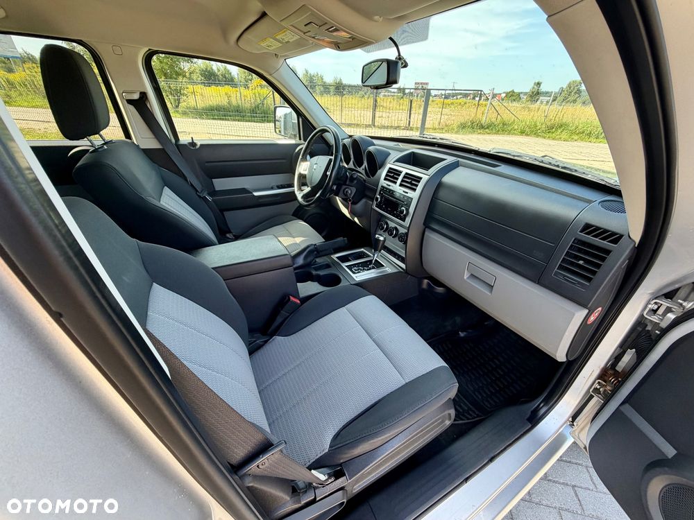 Dodge Nitro 2.8 CRD DPF Automatik R/T - 10