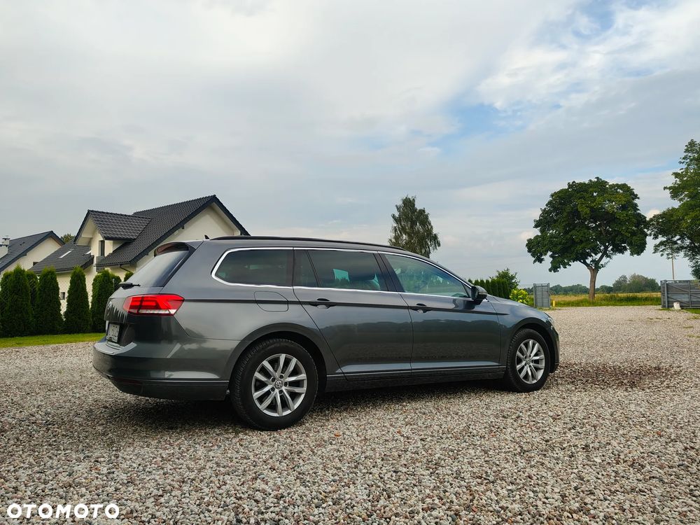 Volkswagen Passat 2.0 TDI (BlueMotion Technology) Comfortline - 3