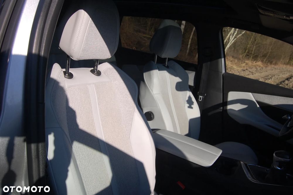 Peugeot 5008 BlueHDI 130 Active Business-Paket - 11