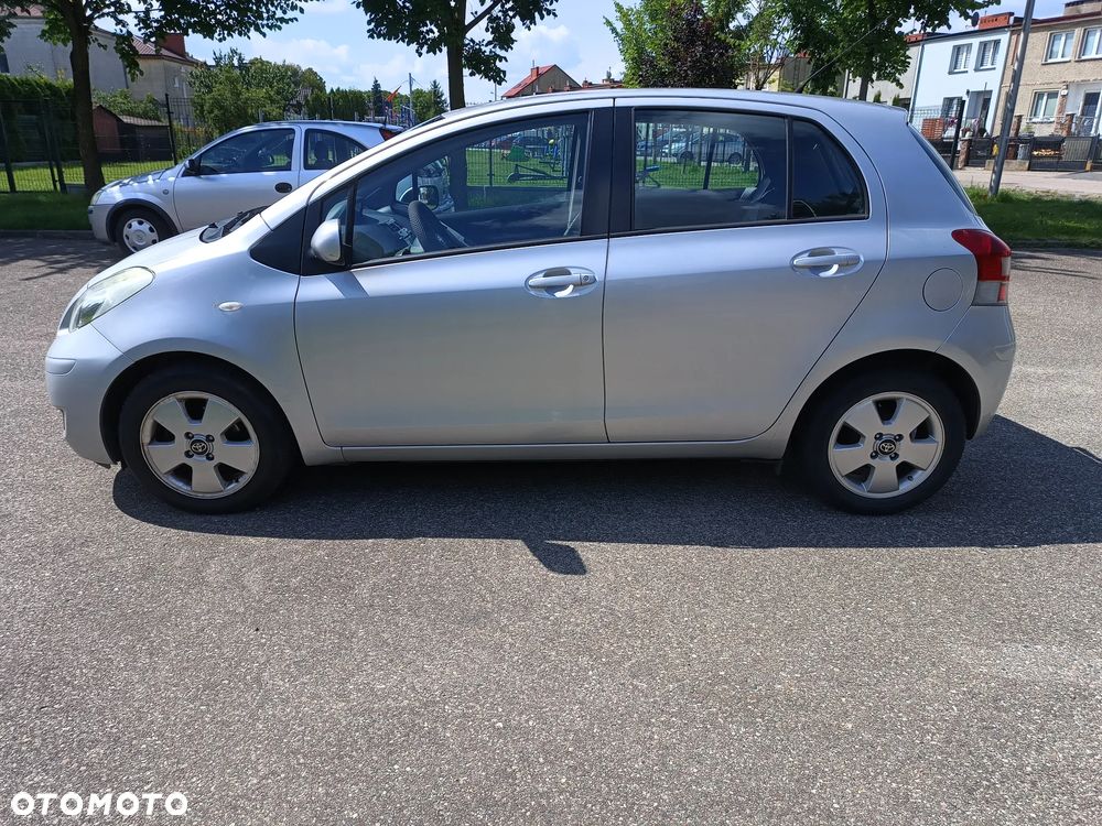 Toyota Yaris 1.0 Luna - 6