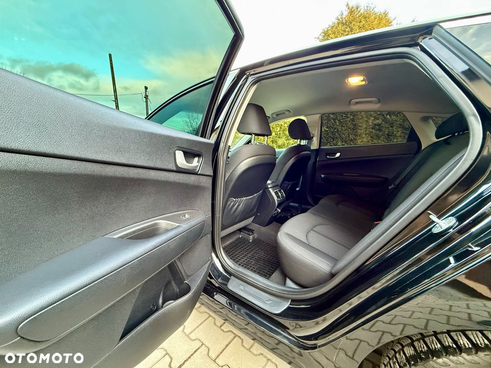 Kia Optima 2.0 M - 18