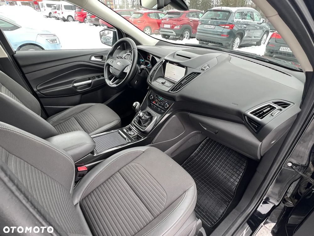 Ford Kuga 2.0 TDCi 4x2 Titanium - 21