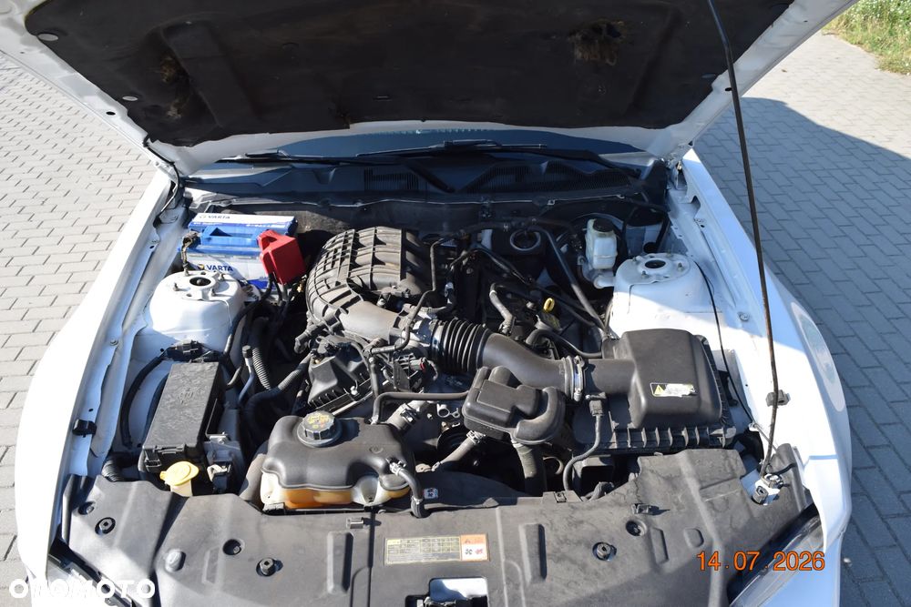 Ford Mustang 3.7 V6 Premium - 11