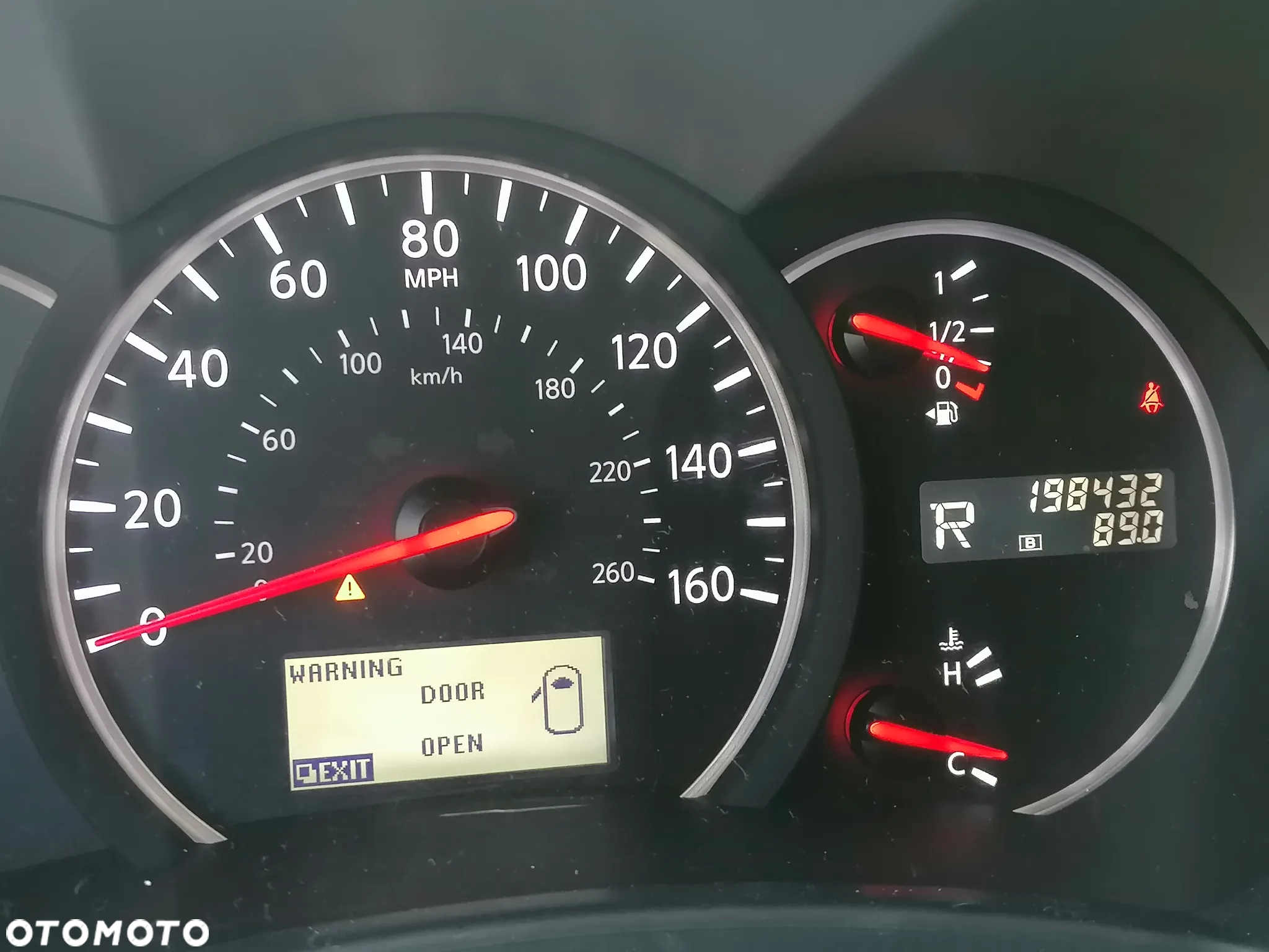 Nissan Quest - 16