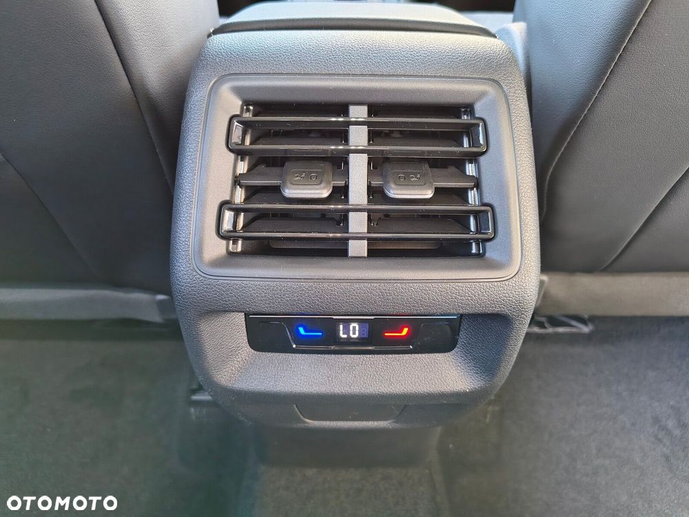 Volkswagen Tiguan 1.5 eTSI Life Plus DSG - 32