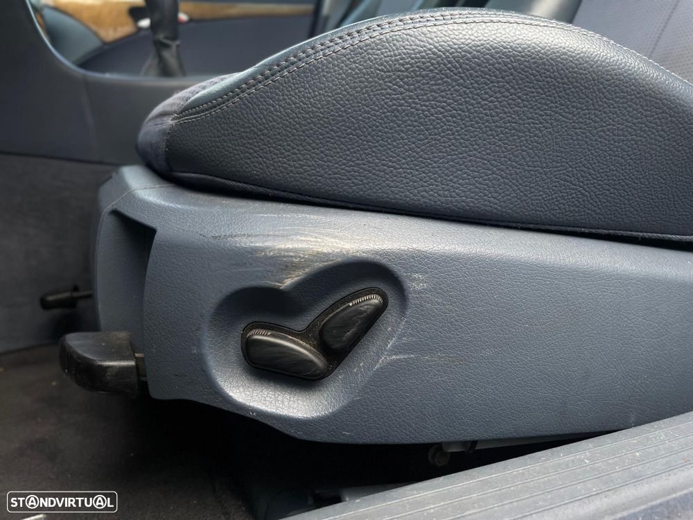 Mercedes-Benz E 220 CDI Avantgarde - 11