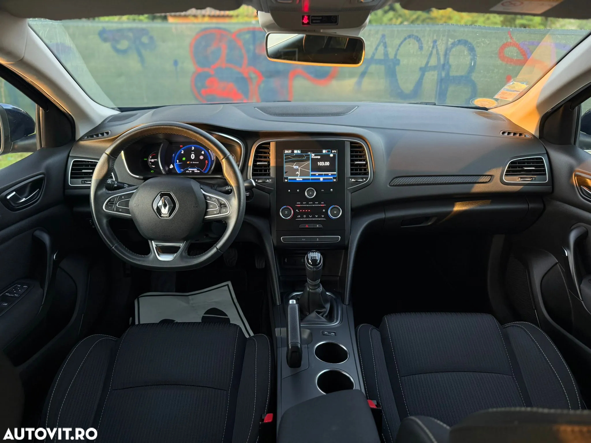 Renault Megane ENERGY dCi 110 BUSINESS - 7