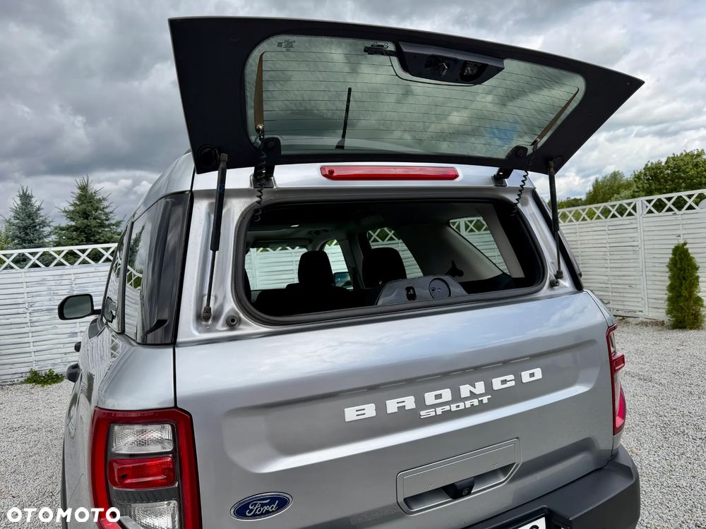 Ford Bronco - 33
