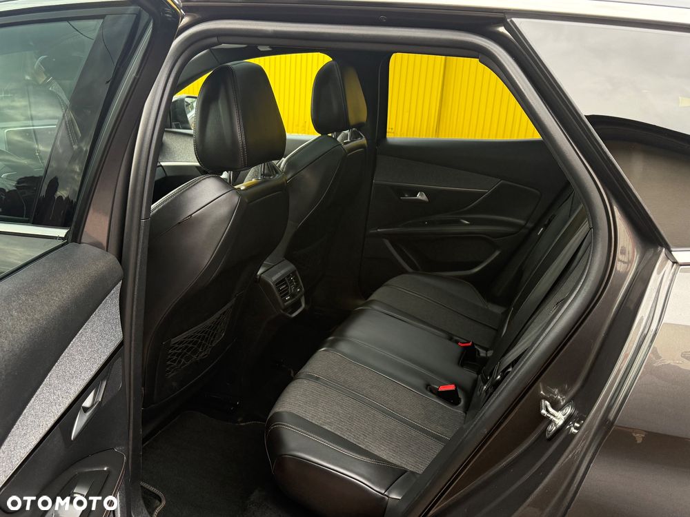 Peugeot 3008 - 16